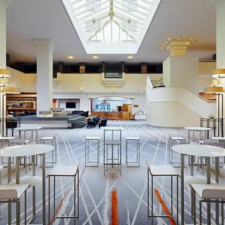 Отель Stuttgart Marriott