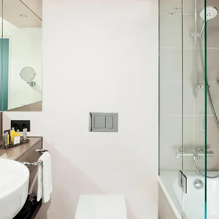 Stuttgart Marriott 4* סינדלפינגן