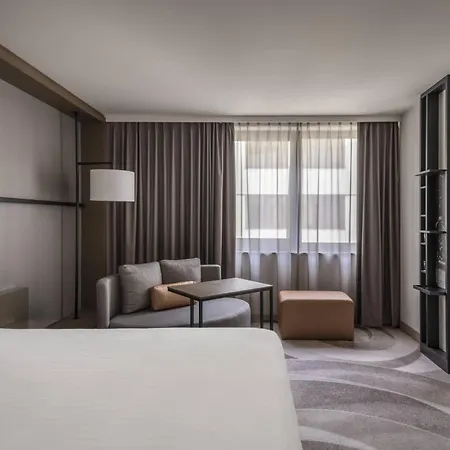 Stuttgart Marriott 4* סינדלפינגן