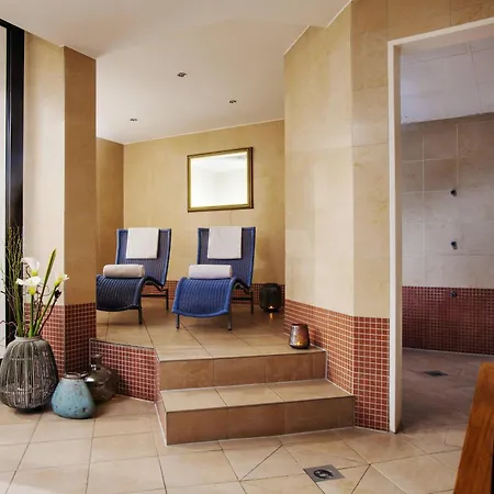 Stuttgart Marriott Hotel 4*