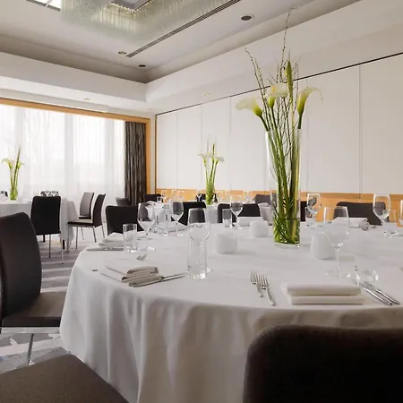 斯图加特辛德芬根万豪酒店 4* 辛德尔芬根