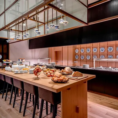 Hotel Stuttgart Marriott 4*