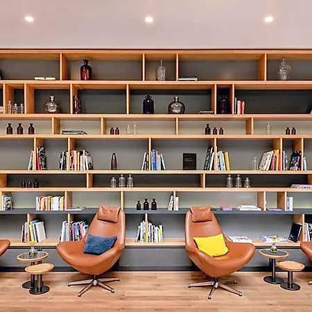 Отель Stuttgart Marriott 4*