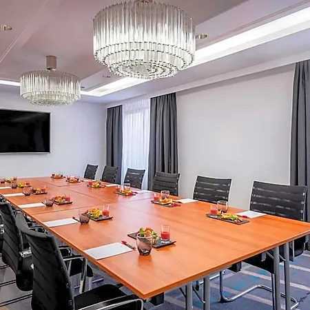 Stuttgart Marriott Отель 4*