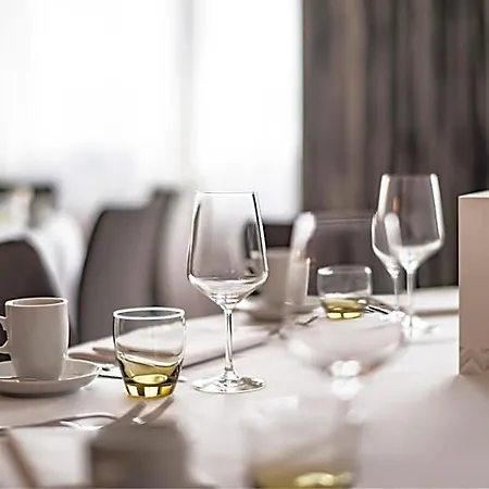 Stuttgart Marriott Отель 4*