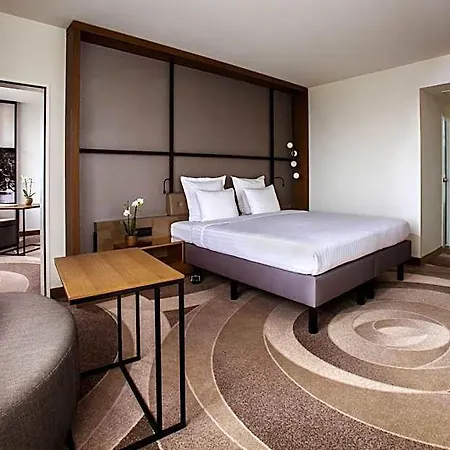 Отель Stuttgart Marriott