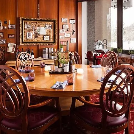 Stuttgart Marriott 4* סינדלפינגן