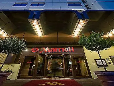 酒店 斯图加特辛德芬根万豪酒店 4*